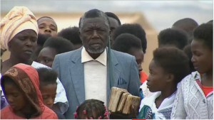 Francisco Tchikuteny Sabalo Angolan polymist with his children