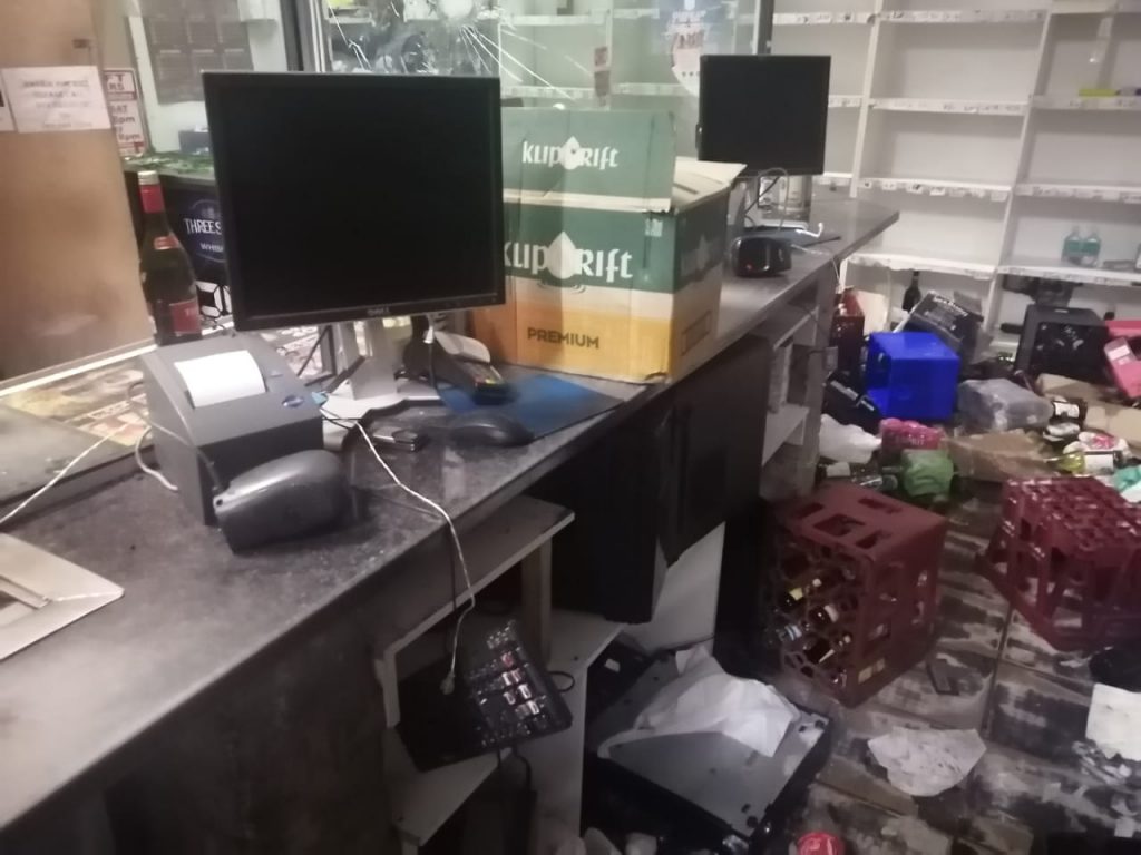 Delft liquor store and ATM raided Cape Town