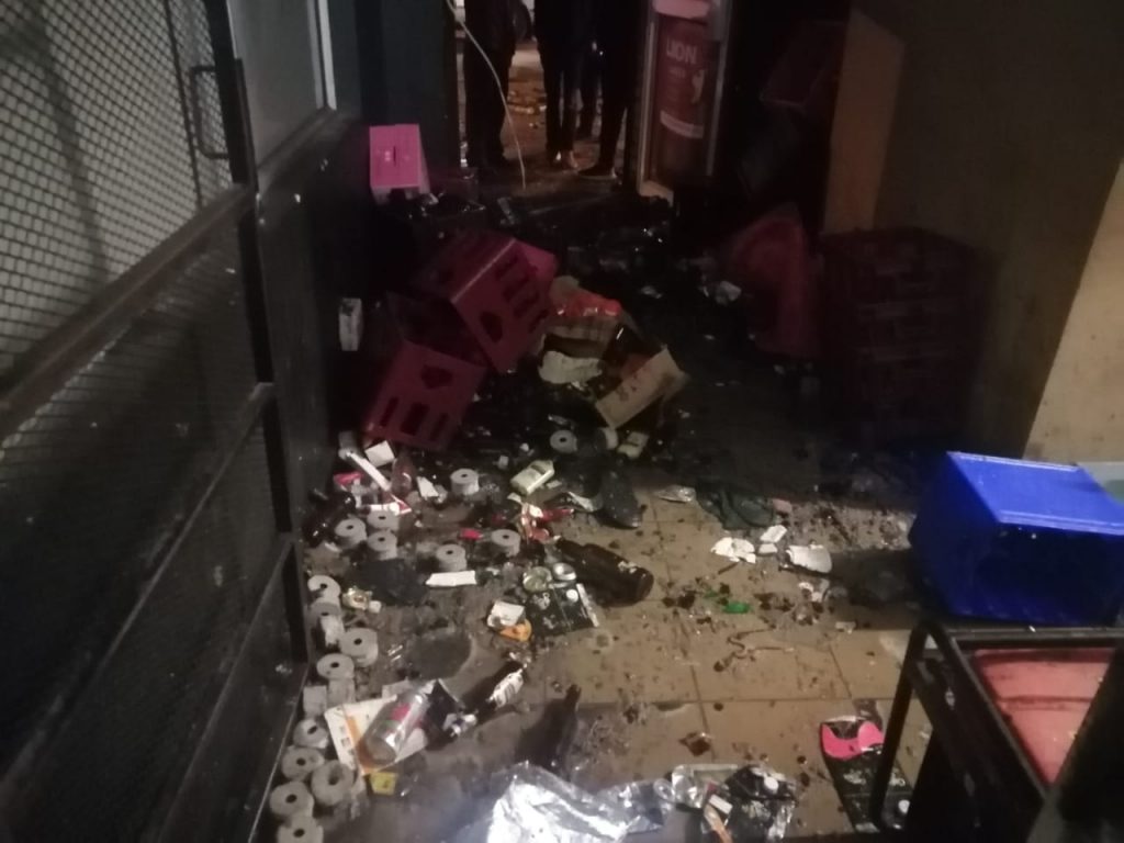 Delft liquor store and ATM raided Cape Town alcohol