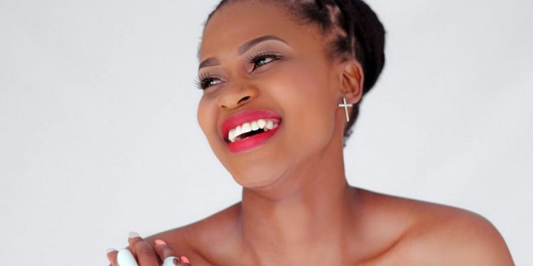 Zenande Mfenyana Biography
