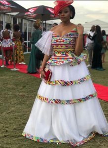 Nonsindiso Gcaba (Zethu) Biography: Age, Pictures, Daughter, Fashion, Theatre, Net worth, Imbewu