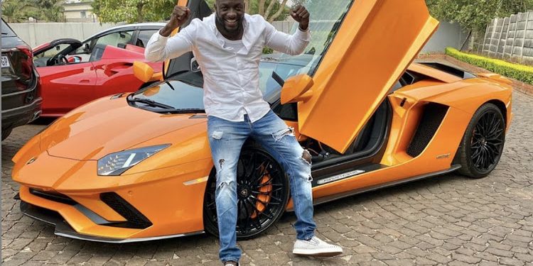 Ginimbi buried with stacks of cash money