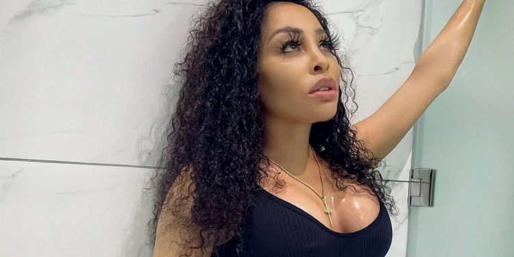Khanyi Mbau 'all boed up' with a Zimbo scammer