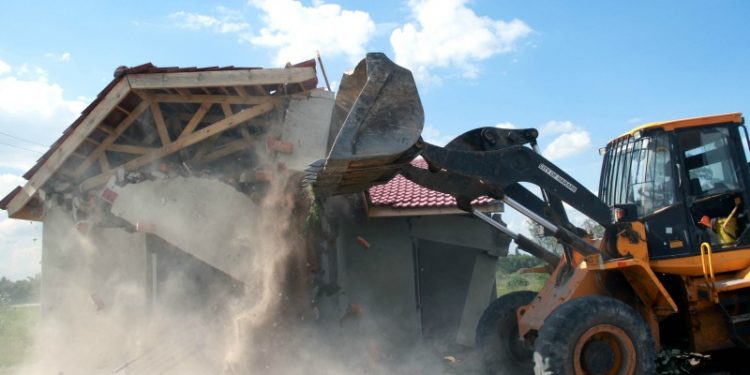 Government preparing to demolish 3000 houses in Woodlands, Gweru