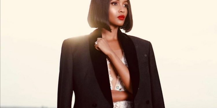 Real Life facts about Emma from The River 