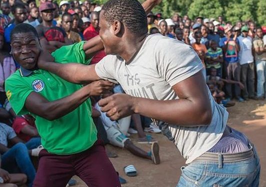 Shocking Man finds wife's lovers fighting over her in his own bedroom