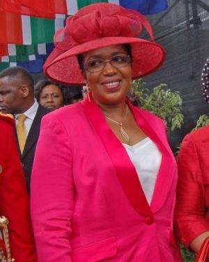 Queen Mantfombi Dlamini-Zulu appointed as interim leader of AmaZulu