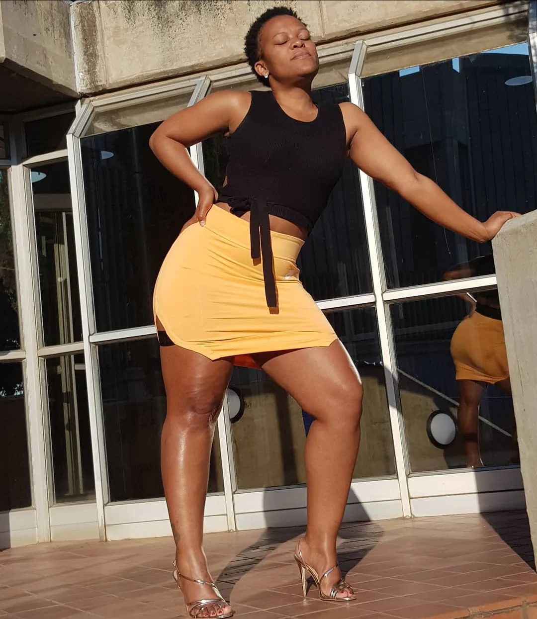 Zodwa waBantu pays R80 000 to fix her grill