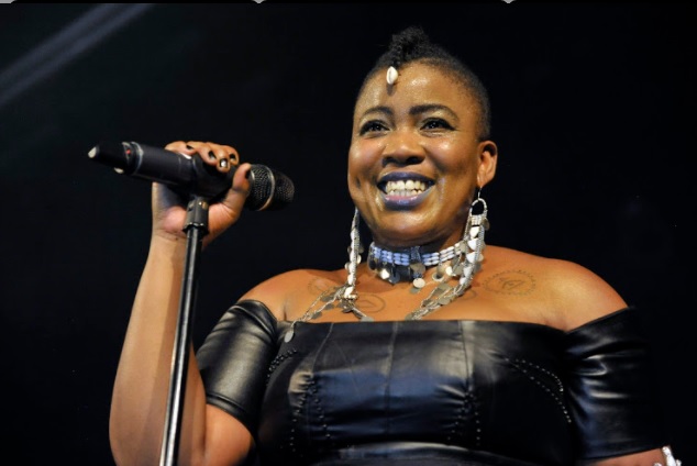 S_ex starved Thandiswa Mazwai 'No man has hit on me in about 15 years!'