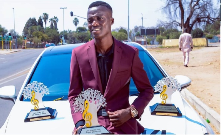 Star Singer King Monada dragged to court over R500 Papgeld