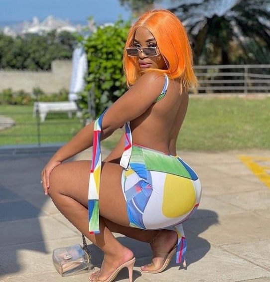 Video "Let me Be": Trending b00tylicious Cindy Makhathini twerks in a thong