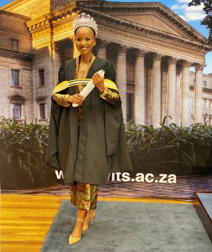 Pictures: Beauty with brains, Miss South Africa 2020 Shudufhadzo graduates with flying colors