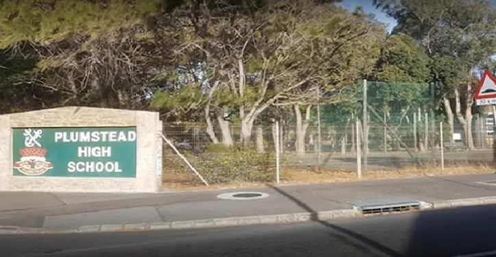 Videos of Plumstead High School pupils caught on camera m_asturbating on school grounds goes viral