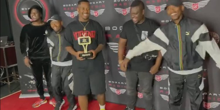 Andile Mpisane wins the best music video for 2021 award