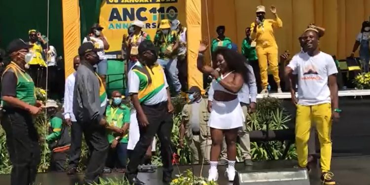Makhadzi teaches President Ramaphosa how to dance
