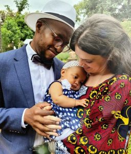 Nyaniso Dzedze with his family-Image Source(Instagram/nyanisodzedze)