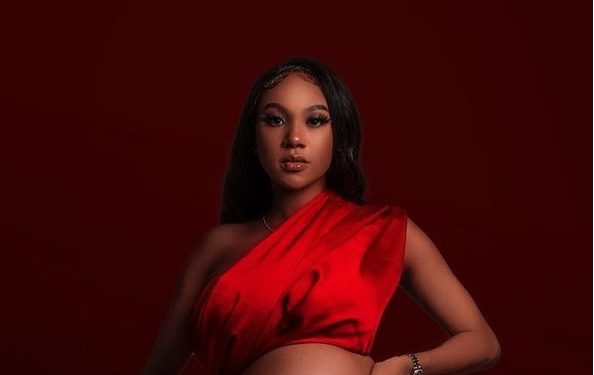 Tamia Mpisane wows fans with Valentine's Day snap