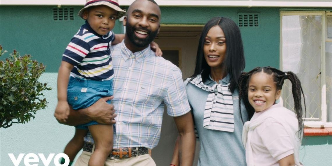 Riky Rick with wife and children. Bianca's daughter was not his biological daughter. Credit: Youtube/RikyRick