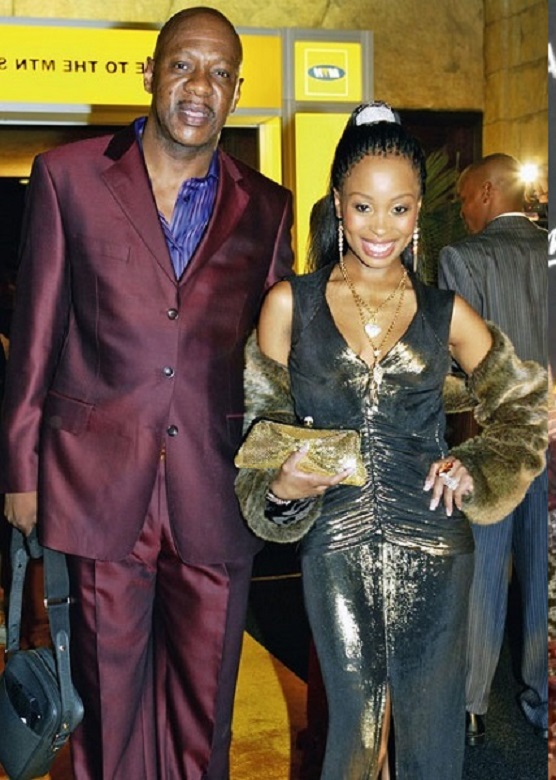 Mandla Mthembu and Khanyi Mbau (Source Twitter)