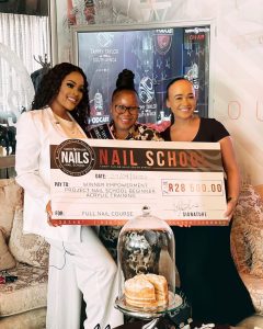 Omuhle Gela offers a beauty student a scholarship