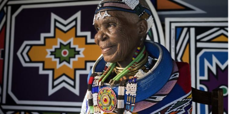 Artist Dr Esther Mahlangu attacked and nearly strangled to death in a robbery