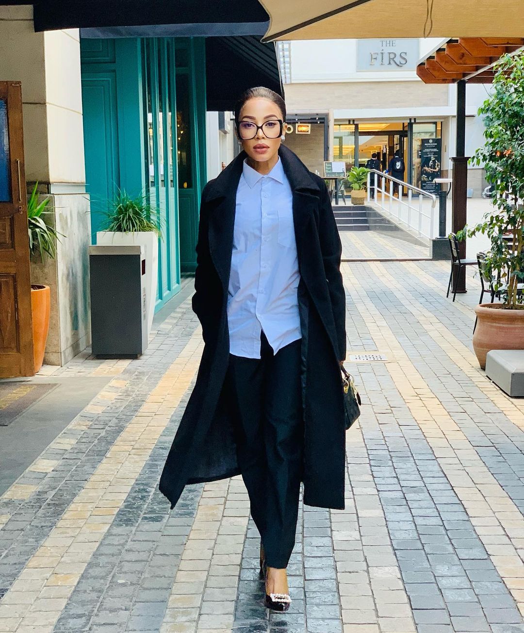 Kelly Khumalo - Image Credit: instagram.com/kellykhumaloza/