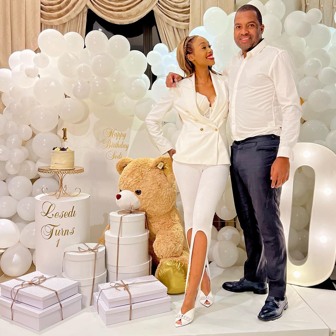 Kaizer Chiefs goalkeeper Itumeleng Khune makes it official publicly to his love Siphelele