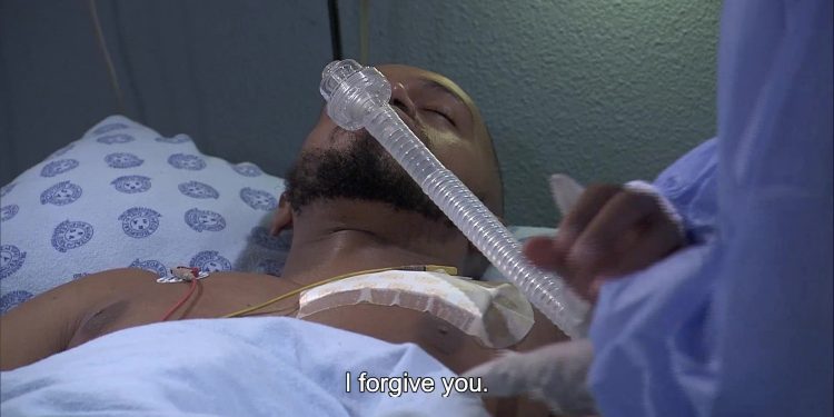 Khwezi attempts to finish Lehasa off at the hospital on Skeem Saam