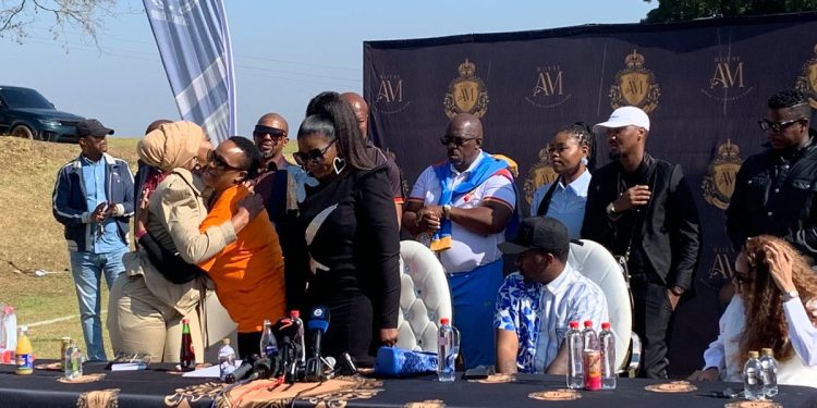 Shauwn Mkhize buys a new football team and appoints Tamia Mpisane to the top job.