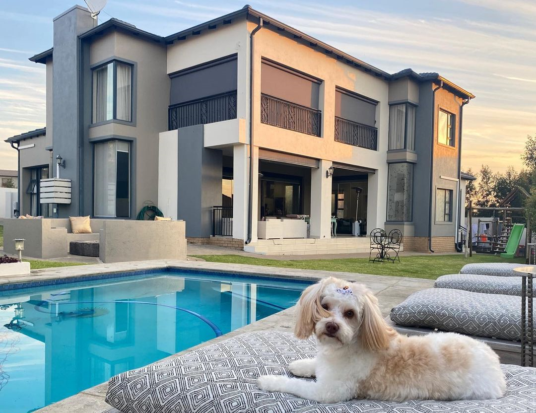 DJ Zinhle's stunning R18 million mansion - Source: Twitter