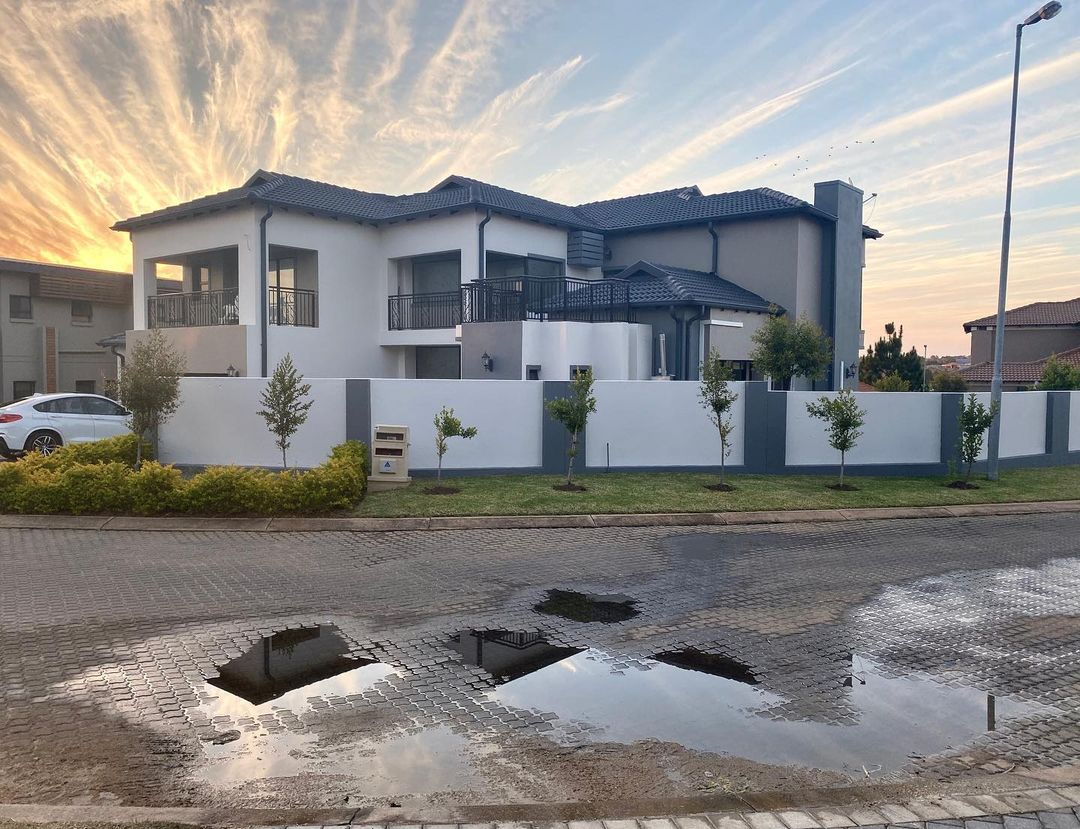 DJ Zinhle's stunning R18 million mansion - Source: Twitter