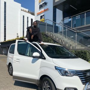 Blxckie buys new car