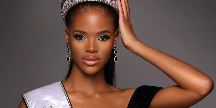 Emotional Ndavi Nokeri speaks for the first after winning Miss South Africa 2022.
