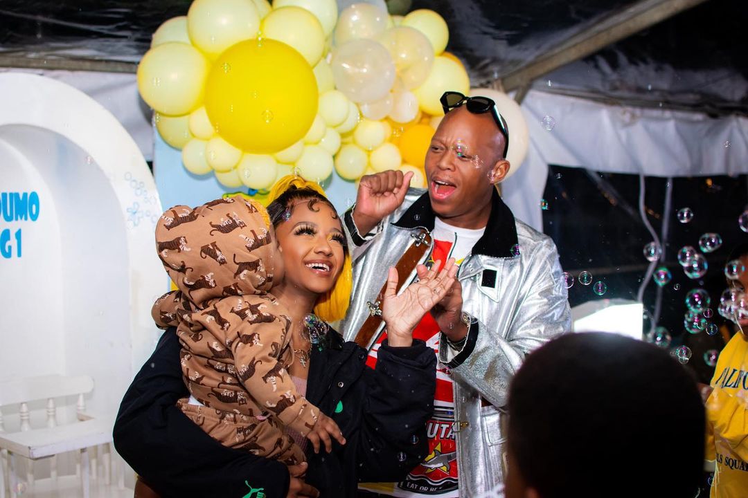 Mampintsha and Babes Wodumo hoding their baby