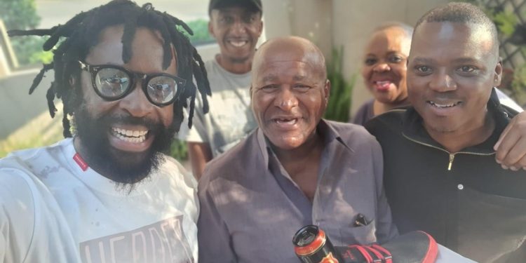 DJ Sbu receives backlash after visiting poor Vusi Thanda