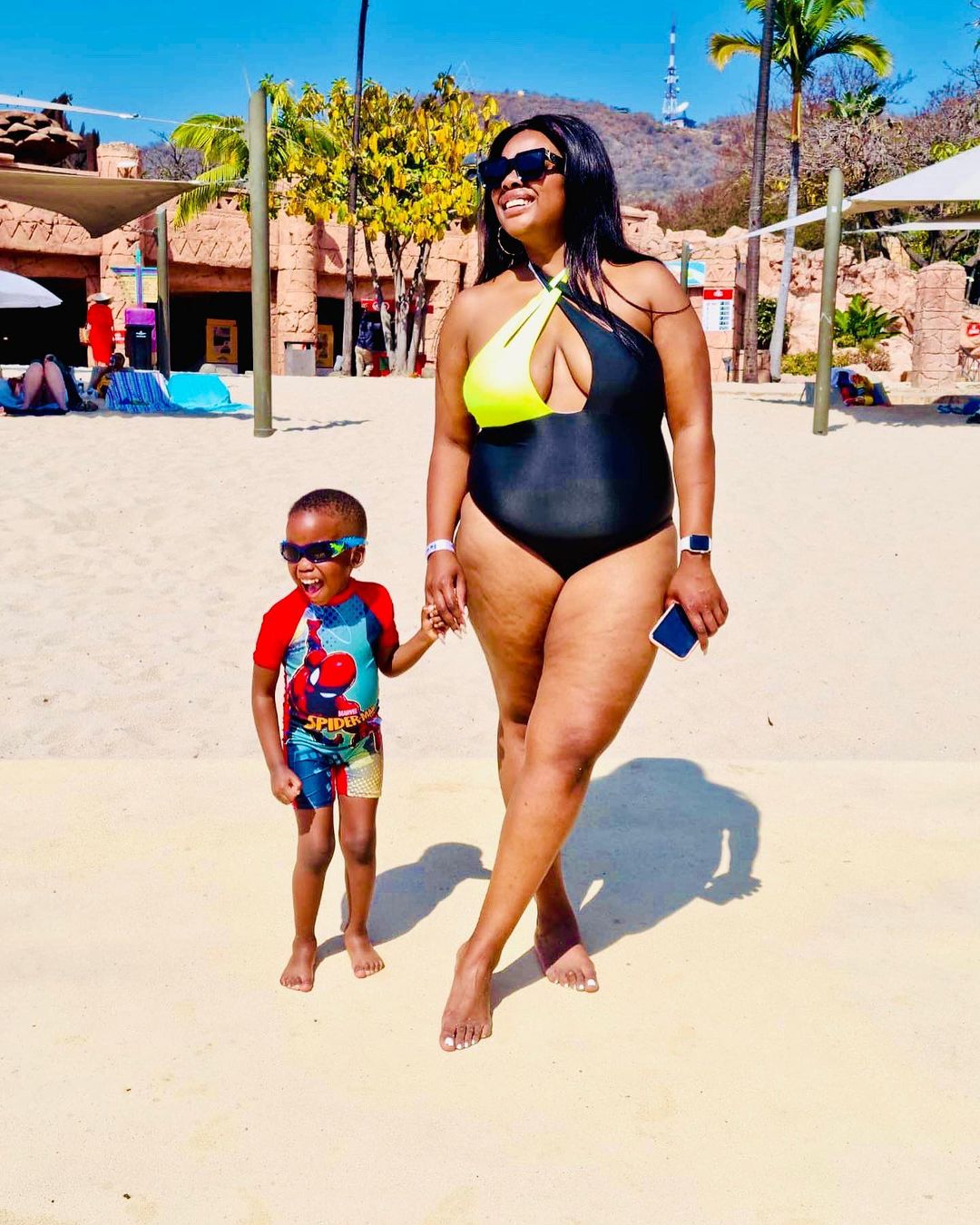 Leera Mthethwa with her son