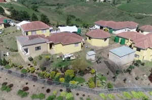 Musa Mseleku’s KwaZulu-Natal homestead. Image from YouTube@Musa Mseleku uthando nesithembu