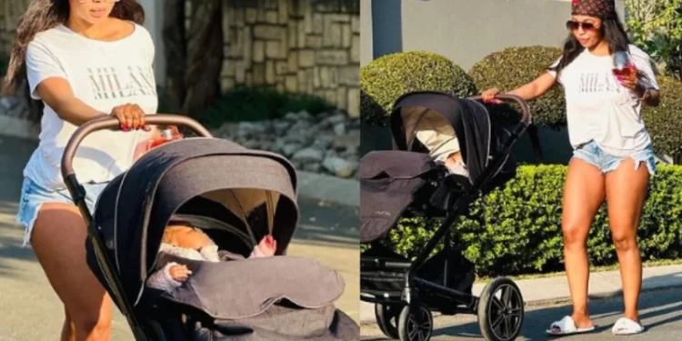 Kelly Khumalo reveals baby’s face. Images via Instagram @kellykhumaloza.