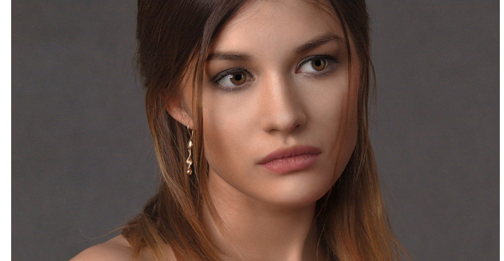 The Rise of AI Girlfriends in SA: Loneliness, Tech & Gen Z Romance